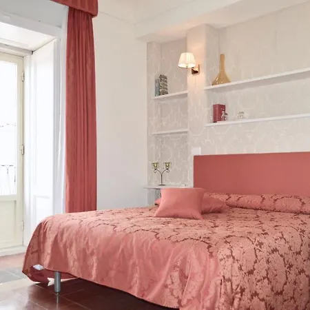 Regina Margherita Guest house *